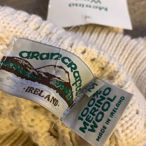 ❌SOLD❌Aran Crafts Roll neck sweater - Picture 5 of 8